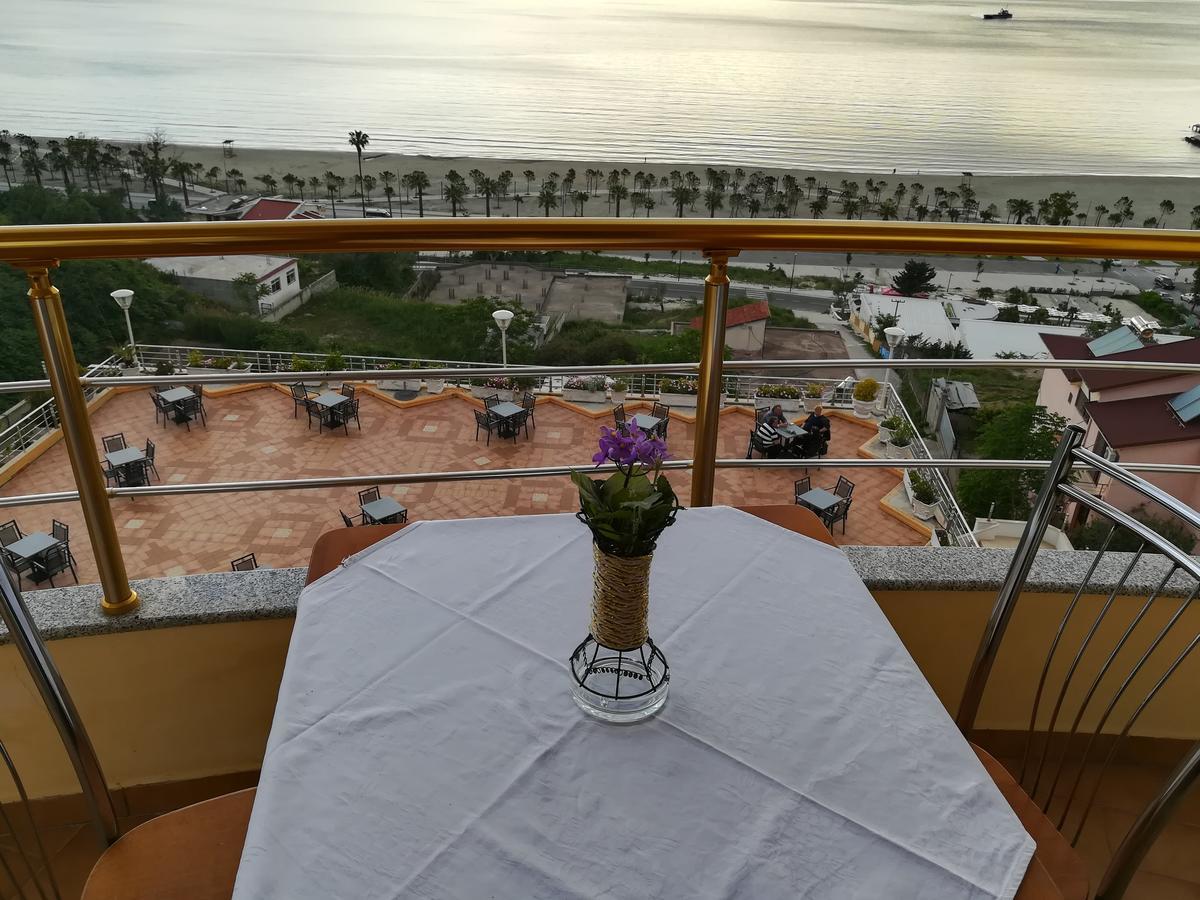 Monte-Carlo Hotel Wlora Zewnętrze zdjęcie