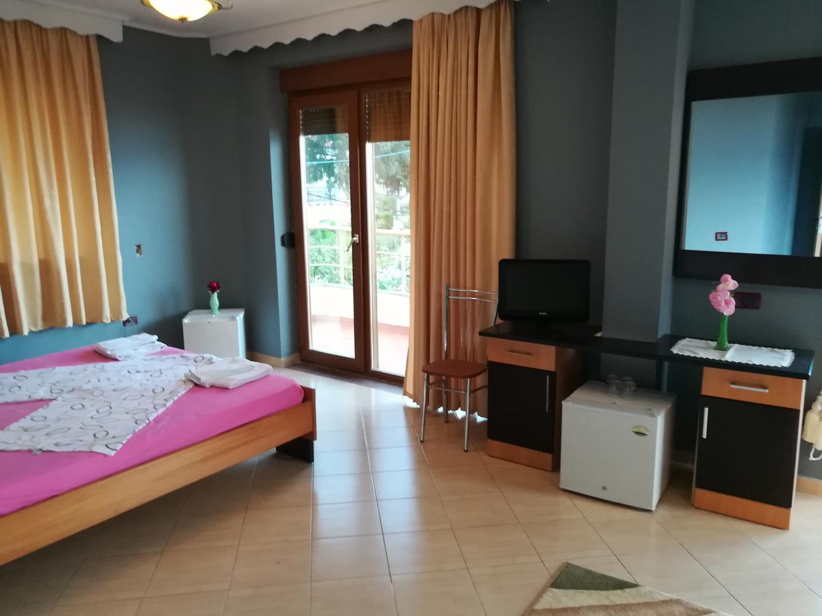 Monte-Carlo Hotel Wlora Zewnętrze zdjęcie