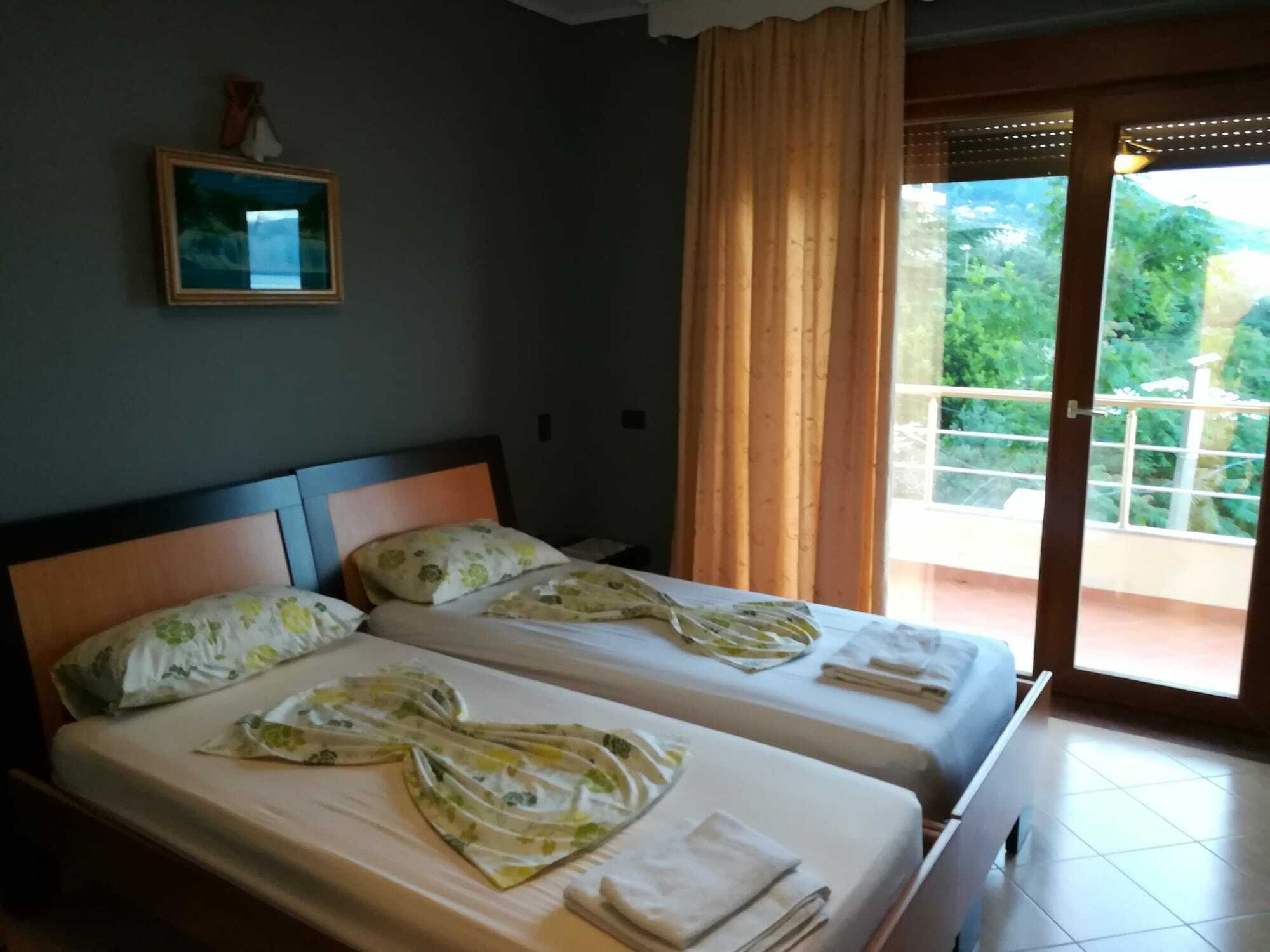 Monte-Carlo Hotel Wlora Zewnętrze zdjęcie