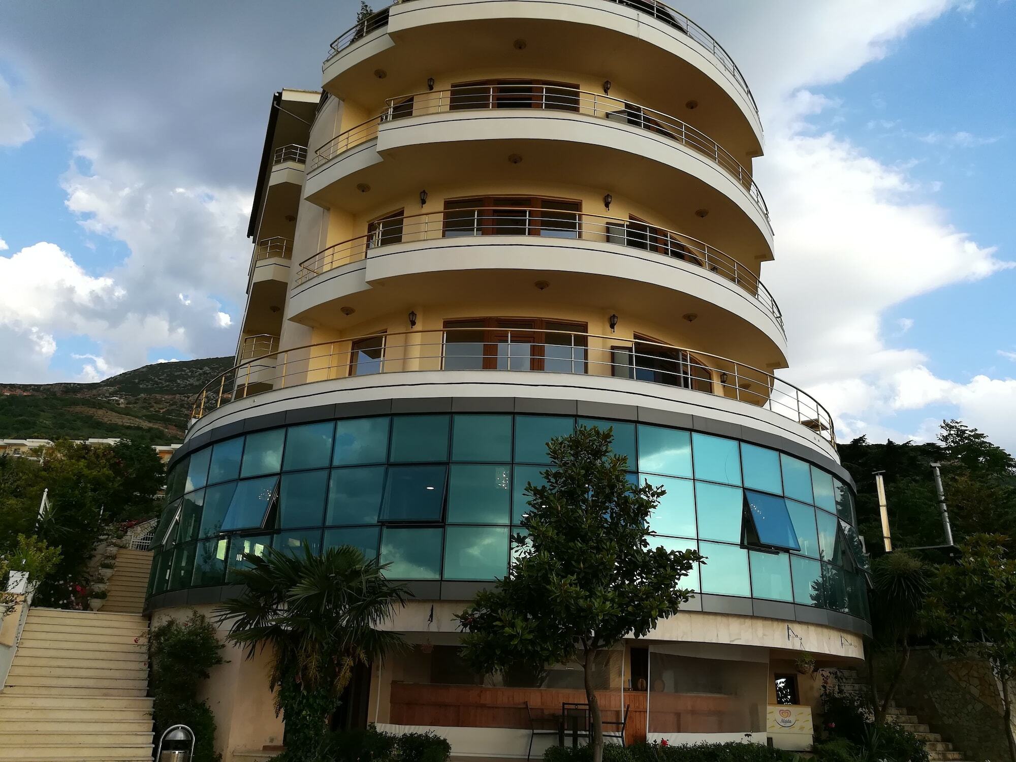 Monte-Carlo Hotel Wlora Zewnętrze zdjęcie